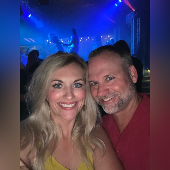 Meet the Posher - Picture 6 of 8